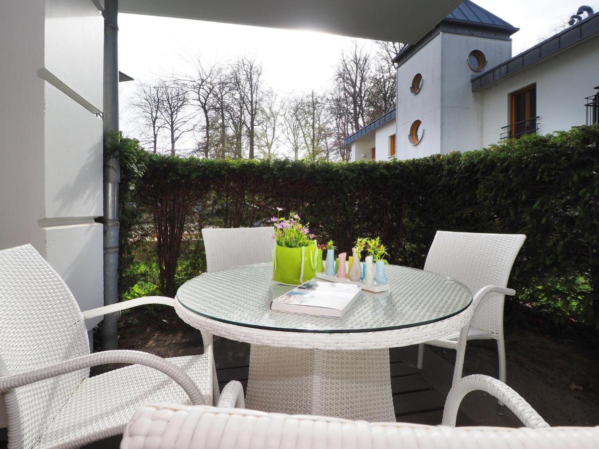 Kaiservillen Heringsdorf - Ferienwohnung Mit 1 Schlafzimmer Und Terrasse D201 Bagian luar foto
